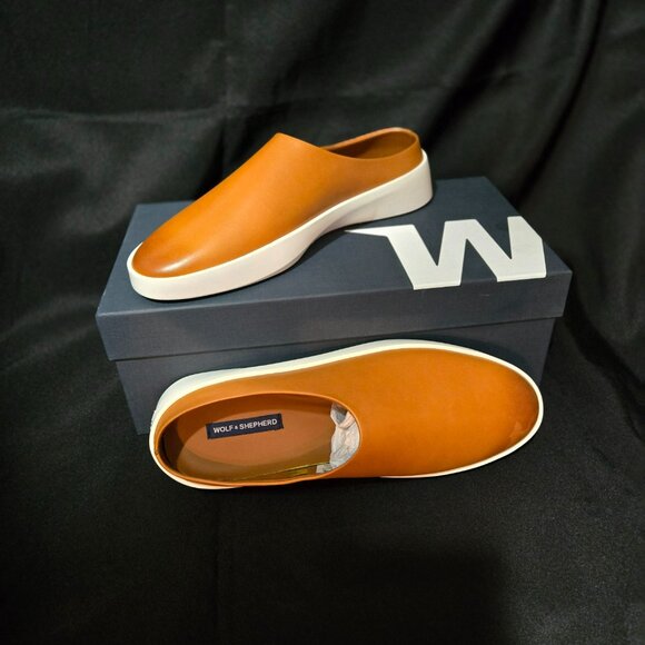 Leather Cruise Mule main image 4